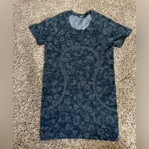 Lululemon Swiftly Tech Size 4